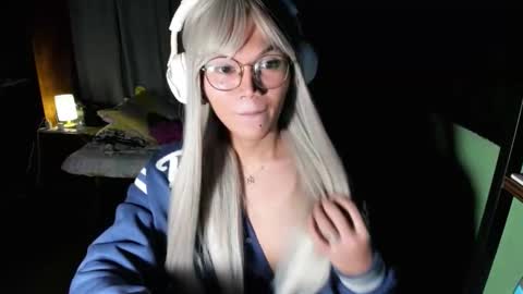 Chelliane online show from October 2025 03:12:02 AM