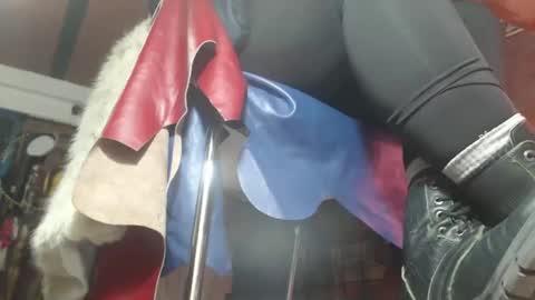 Eskela911 online show from April 2026 06:41:02 AM