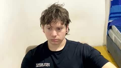 eskol212 online show from March 2026 12:12:02 PM