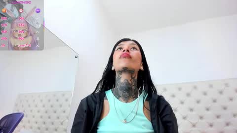 esmeralda  online show from June 2026 03:23:01 PM