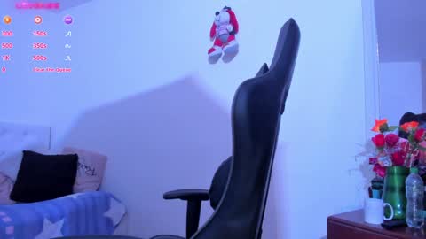 esme online show from December 2024 09:39:01 PM