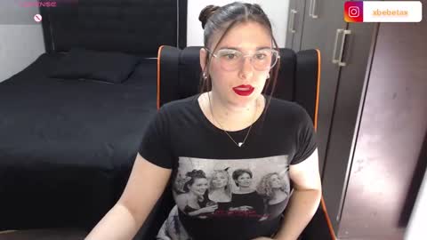 Xbebetax online show from October 2025 06:09:01 PM