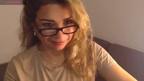 Juliana online show from January 2025 07:20:01 AM