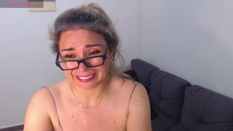 Juliana online show from January 2025 10:21:02 AM