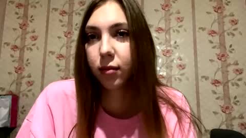 Kate online show from November 2025 02:39:02 PM