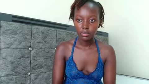 essypetite online show from December 2025 07:54:02 PM