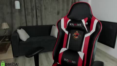 Snapshot of este_ria chatting on December 2024 10:54:02 PM esteria online show from December 2024 10:54:02 PM