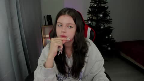 Snapshot of este_ria chatting on January 2025 03:07:01 AM esteria online show from January 2025 03:07:01 AM