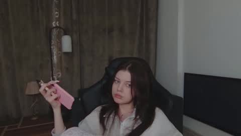 Snapshot of este_ria chatting on January 2025 05:33:02 AM esteria online show from January 2025 05:33:02 AM