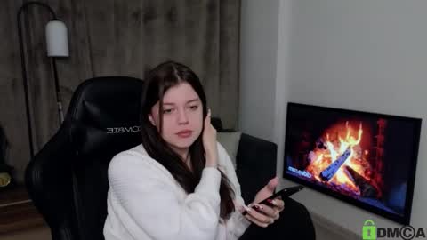 Snapshot of este_ria chatting on January 2025 12:48:02 AM esteria online show from January 2025 12:48:02 AM