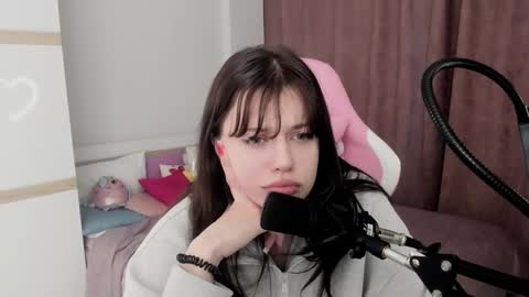 Snapshot of este_ria chatting on February 2025 10:36:02 AM esteria online show from February 2025 10:36:02 AM