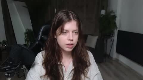 Snapshot of este_ria chatting on October 2025 10:22:02 PM esteria online show from October 2025 10:22:02 PM