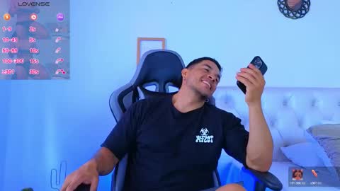 ESTEBAN online show from March 2026 03:01:01 PM