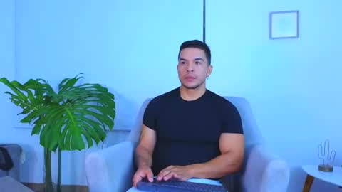 ESTEBAN online show from June 2026 11:31:01 AM