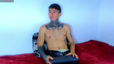 Esteban independent model online show from May 2026 02:00:02 PM