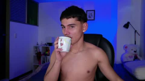 Esteban online show from April 2026 10:50:02 AM