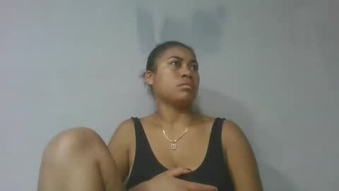 Snapshot of estelah796836 chatting on May 2026 04:18:01 AM estelah796836 online show from May 2026 04:18:01 AM