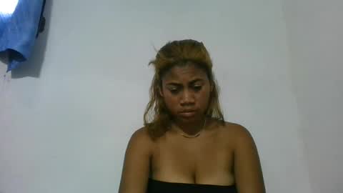 Snapshot of estelah796836 chatting on June 2026 04:47:02 AM estelah796836 online show from June 2026 04:47:02 AM