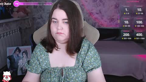 estelle_hicks online show from June 2026 06:45:01 PM