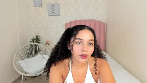 Snapshot of esther_sofia chatting on May 2026 07:40:02 PM esther online show from May 2026 07:40:02 PM