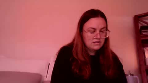 Esther online show from June 2026 05:48:02 PM