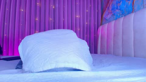 Estrella online show from March 2026 11:58:01 AM