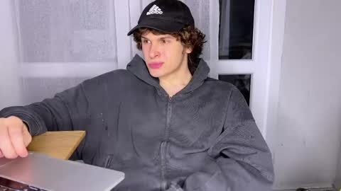 Alex online show from April 2026 06:39:01 PM