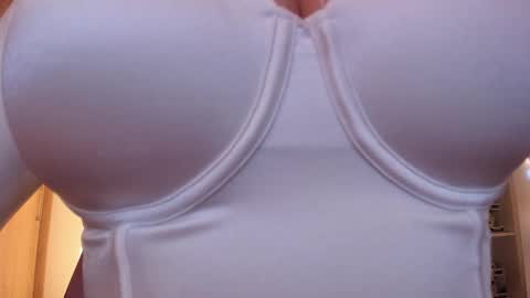 eternalmuse online show from February 2026 09:02:01 AM