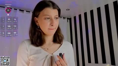 Snapshot of ethalhatchell chatting on November 2025 06:13:01 PM Elsa online show from November 2025 06:13:01 PM