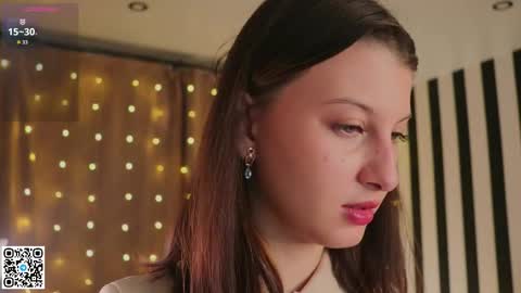 Snapshot of ethalhatchell chatting on November 2025 06:19:01 PM Elsa online show from November 2025 06:19:01 PM