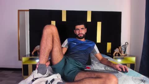 Ethan online show from February 2025 07:41:02 PM