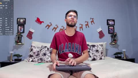 ADAM TAYLOR  ETHAN CAMBAL INDEPENDENT MODELS online show from December 2024 01:47:02 AM