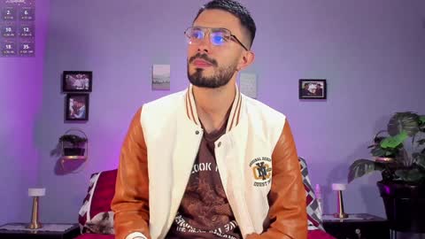 ADAM TAYLOR  ETHAN CAMBAL INDEPENDENT MODELS online show from February 2025 09:31:01 PM