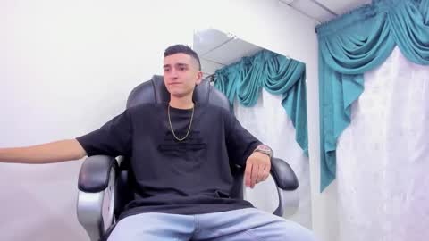 Ethan online show from January 2025 08:54:01 PM