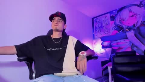 Ethan online show from September 2025 09:04:02 PM