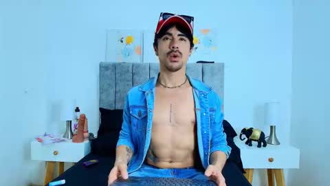 ethan  online show from January 2026 02:48:02 AM