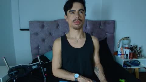 ethan  online show from March 2026 03:44:01 AM