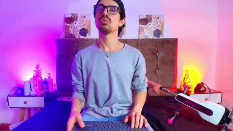 Snapshot of ethan_briggs chatting on July 2026 03:20:02 AM ethan online show from July 2026 03:20:02 AM