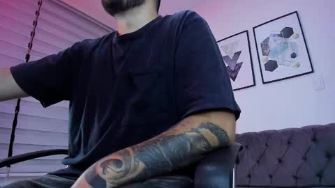 ethan_greacee online show from February 2026 11:52:01 AM