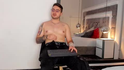 ethan_greys online show from November 2025 03:54:01 AM