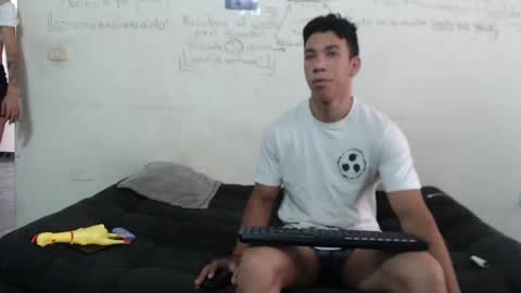 Snapshot of ethan_noir chatting on April 2026 09:17:01 PM Ethan Noir online show from April 2026 09:17:01 PM