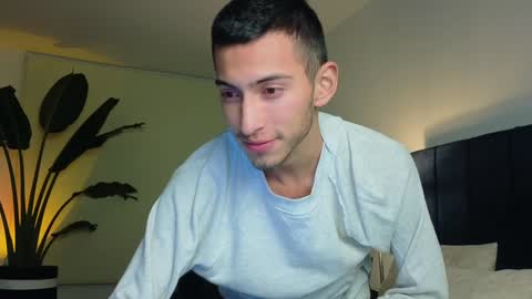 Joan online show from December 2024 04:52:01 AM