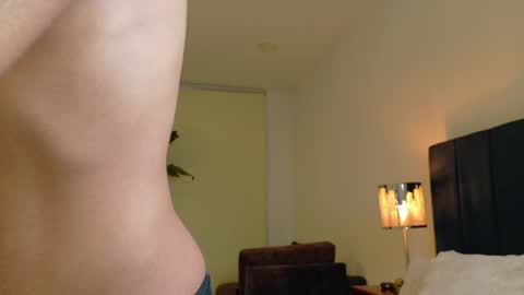 Joan online show from November 2025 03:06:02 AM