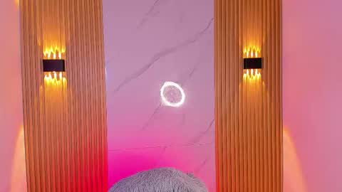 ethan_thouse online show from November 2025 07:49:02 PM