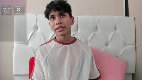 Snapshot of ethan_westt chatting on September 2025 09:08:02 PM Ethan online show from September 2025 09:08:02 PM