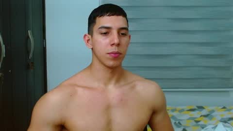 ethan_wright_ online show from November 2025 04:47:01 AM