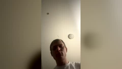 ethanbmx2001 online show from March 2026 12:12:02 PM