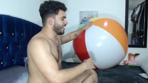 Ethan online show from March 2025 10:32:01 PM