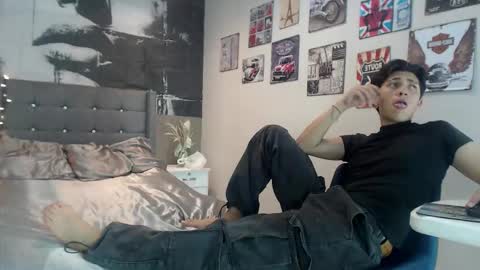 ETHAN online show from October 2025 04:24:01 AM