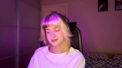 Snapshot of ethelynprochaska chatting on November 2025 06:46:01 AM Emily online show from November 2025 06:46:01 AM